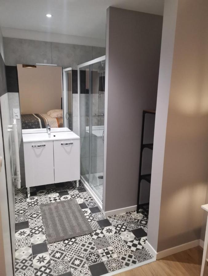 Cosy Et Moderne En Centre Ville, Fibre Haut Debit Ernée Eksteriør bilde