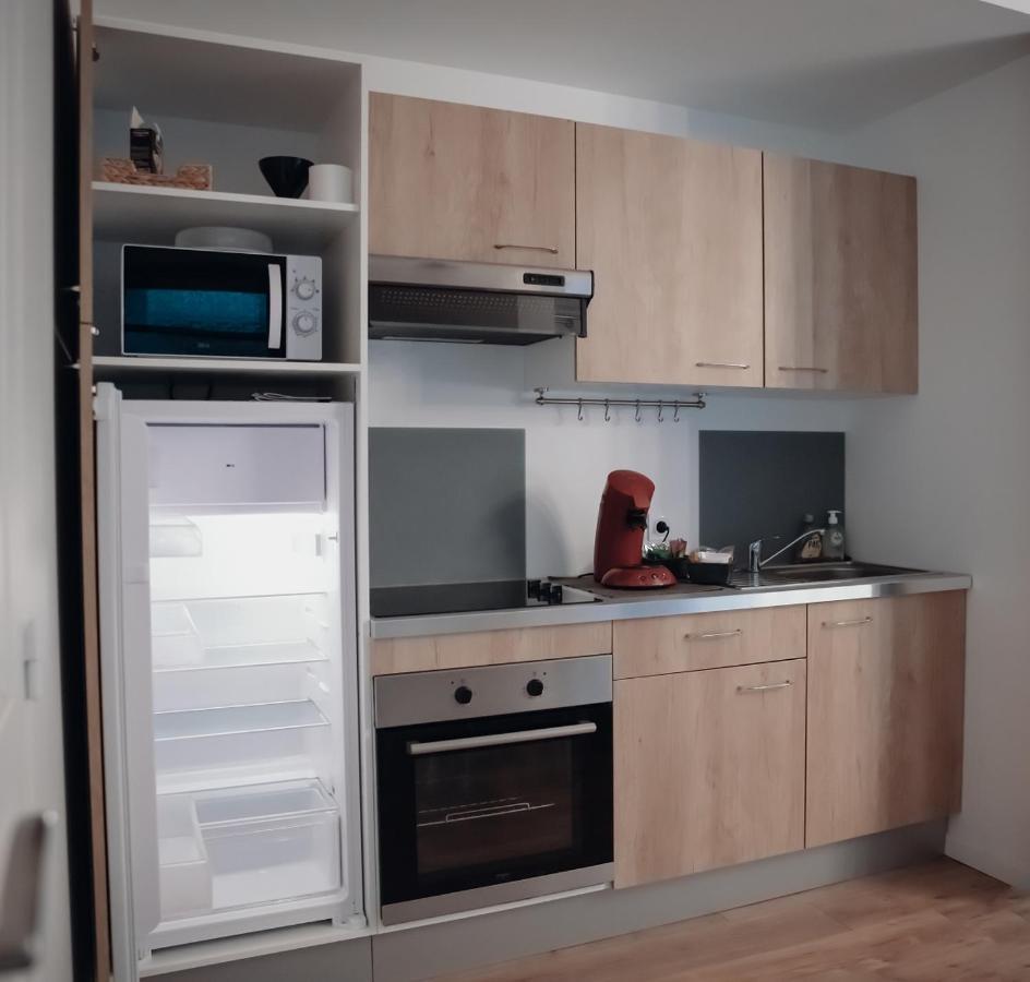 Cosy Et Moderne En Centre Ville, Fibre Haut Debit Ernée Eksteriør bilde