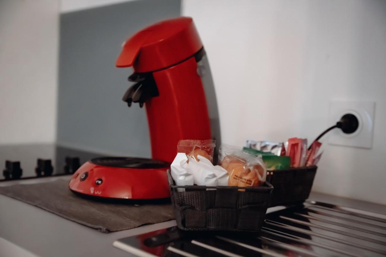 Cosy Et Moderne En Centre Ville, Fibre Haut Debit Ernée Eksteriør bilde