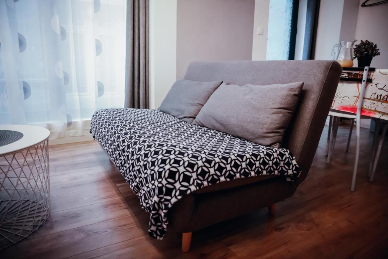 Cosy Et Moderne En Centre Ville, Fibre Haut Debit Ernée Eksteriør bilde