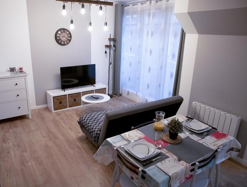 Cosy Et Moderne En Centre Ville, Fibre Haut Debit Ernée Eksteriør bilde